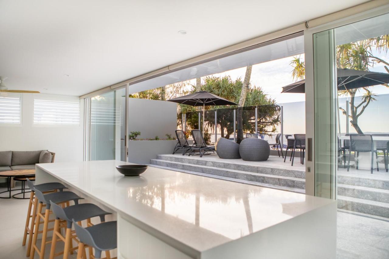 Netanya Noosa Beachfront Resort מראה חיצוני תמונה