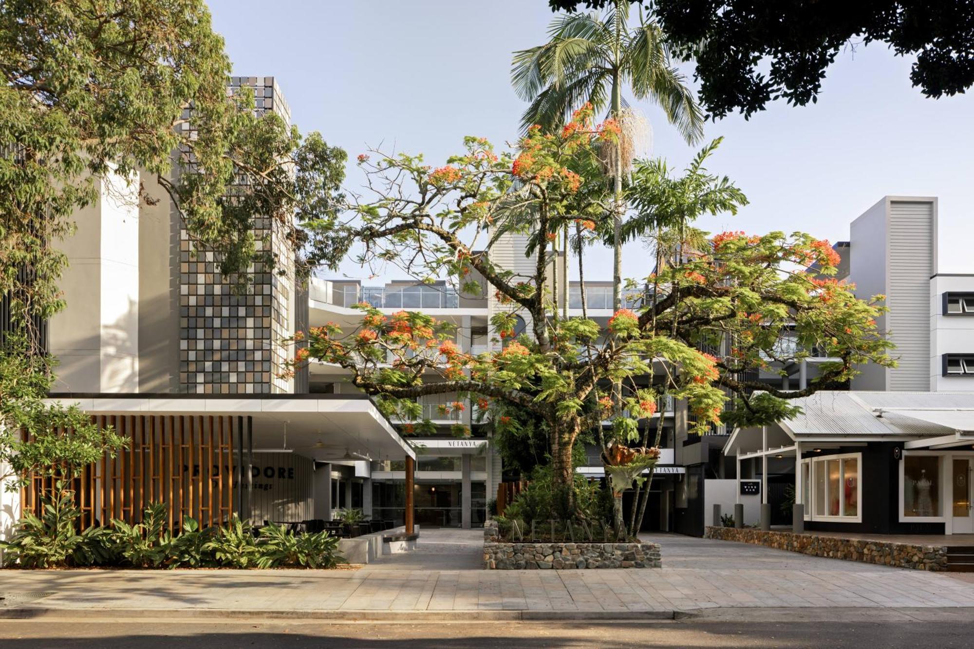 Netanya Noosa Beachfront Resort מראה חיצוני תמונה