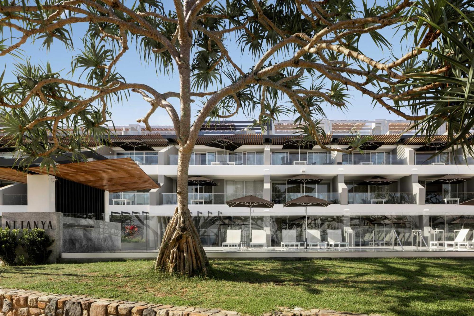 Netanya Noosa Beachfront Resort מראה חיצוני תמונה