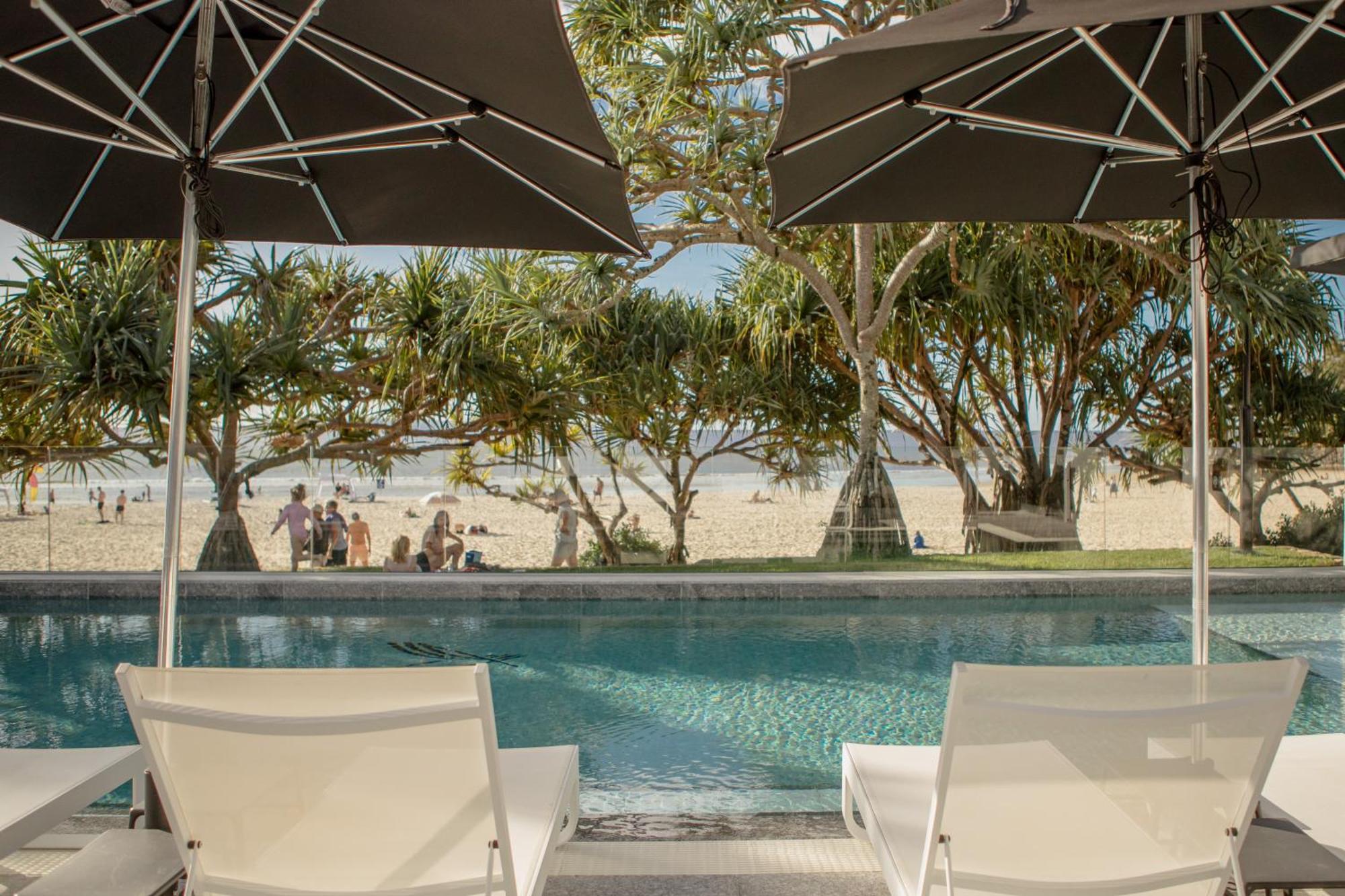 Netanya Noosa Beachfront Resort מראה חיצוני תמונה