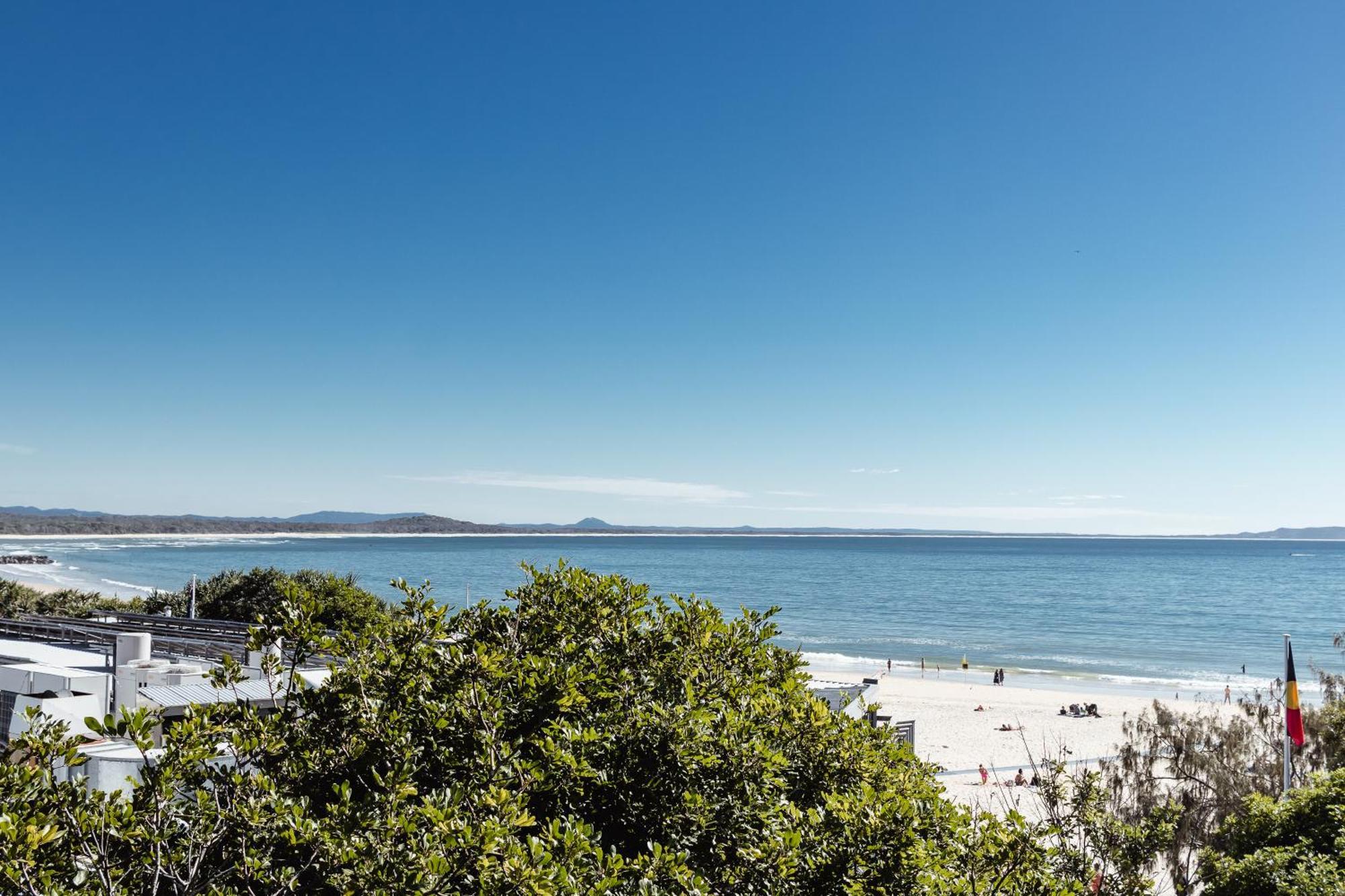 Netanya Noosa Beachfront Resort מראה חיצוני תמונה